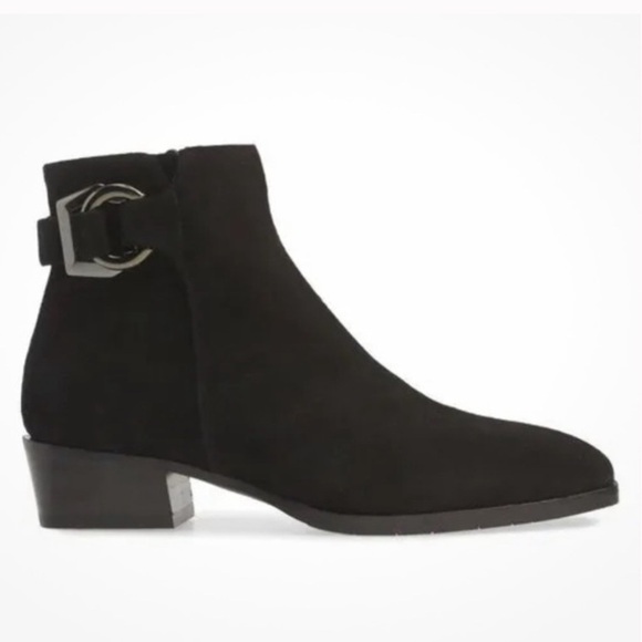 Aquatalia Shoes - AQUATALIA Elegant Black Ankle Boots. Size 8. Made in Italy